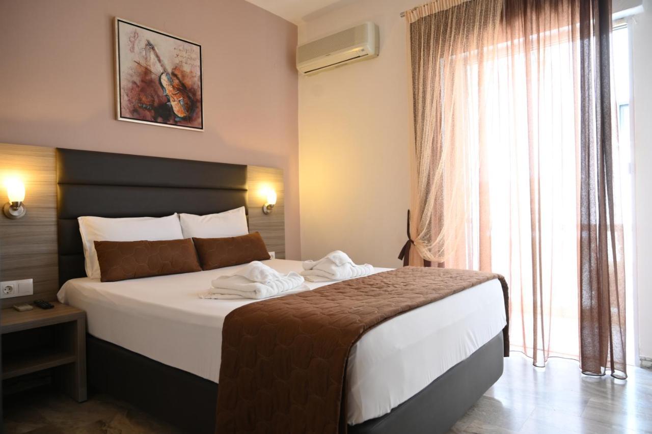Hotel Kostas Olympiakí Aktí المظهر الخارجي الصورة